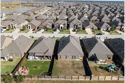 10812 Aledo Lane, Aubrey, TX 76227 - Photo 39