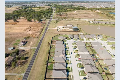 10812 Aledo Lane, Aubrey, TX 76227 - Photo 35