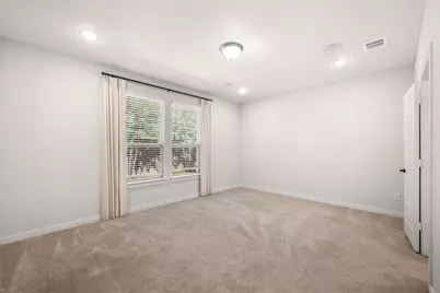 109 Thackery Road, Garland, TX 75043 - Photo 11