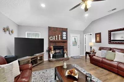 821 Parkwest Boulevard, Saginaw, TX 76179 - Photo 3