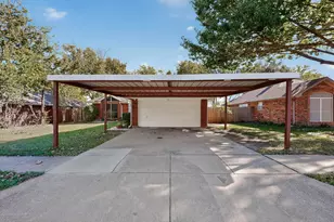 821 Parkwest Blvd, Saginaw, TX 76179 - Photo 35