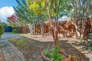 1303 Hillcrest Dr, Allen, TX 75002 - Photo 37