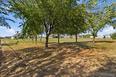 250 Odell Road, Springtown, TX 76082 - Photo 33