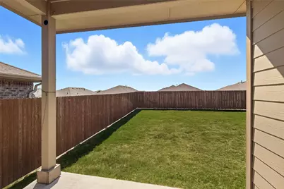 249 Irish Moss Drive, Fort Worth, TX 76052 - Photo 13