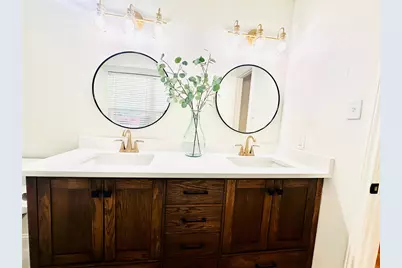 2010 Feather Lane, Lewisville, TX 75077 - Photo 13