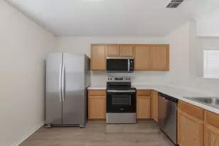 812 Poncho Ln, Fort Worth, TX 76052 - Photo 9