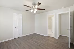 2421 Johnson St, Fort Worth, TX 76105 - Photo 19