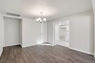 2421 Johnson St, Fort Worth, TX 76105 - Photo 9