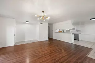 3425 Doolittle Dr, Arlington, TX 76014 - Photo 9