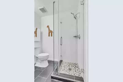 1319 Parkway Court, Arlington, TX 76010 - Photo 9