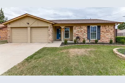 5900 Oak Hill Road, Watauga, TX 76148 - Photo 1