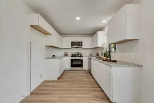 1205 Circle Ln, Bedford, TX 76022 - Photo 13