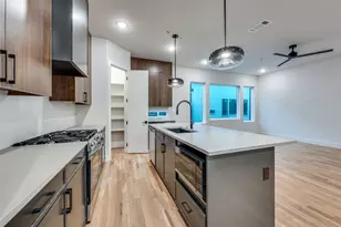 2906 Hawthorne Ave, Dallas, TX 75219 - Photo 9