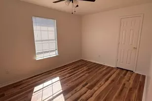 108 McKinley St, Garland, TX 75042 - Photo 3