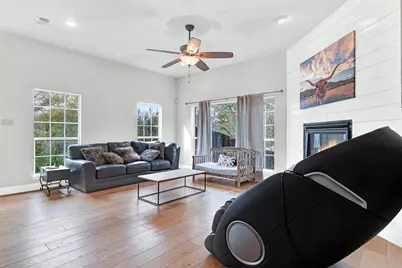 152 Valley View Court, Willow Park, TX 76087 - Photo 13