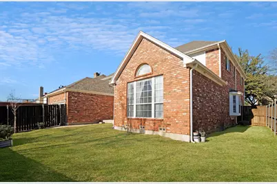 2204 Yaupon Drive, Irving, TX 75063 - Photo 31