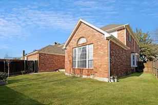 2204 Yaupon Dr, Irving, TX 75063 - Photo 31