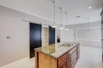 2204 Yaupon Drive, Irving, TX 75063 - Photo 13