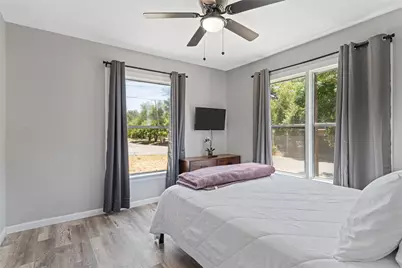 1900 N 6th Street, Waco, TX 76708 - Photo 15