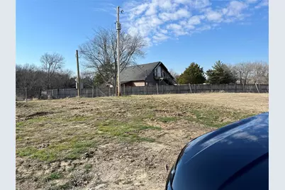 828 W McFarland Street, Bells, TX 75414 - Photo 9