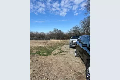 828 W McFarland Street, Bells, TX 75414 - Photo 15