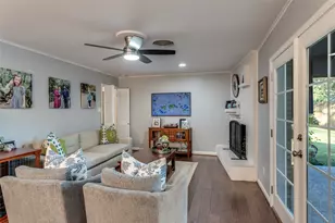 4321 Selkirk Dr W, Fort Worth, TX 76109 - Photo 9