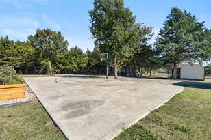 245 County Rd 4921, Leonard, TX 75452 - Photo 33