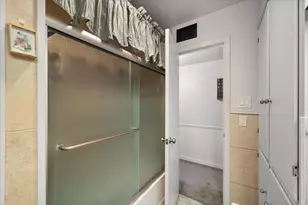 1705 E Beverly Dr, Corsicana, TX 75110 - Photo 13