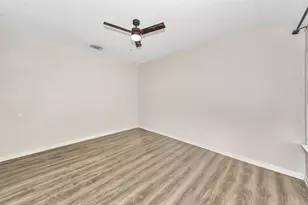 1723 Stewart St, Cedar Hill, TX 75104 - Photo 7