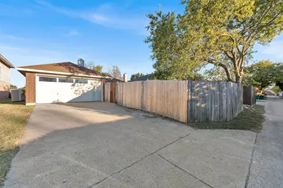 1723 Stewart Street, Cedar Hill, TX 75104 - Photo 13