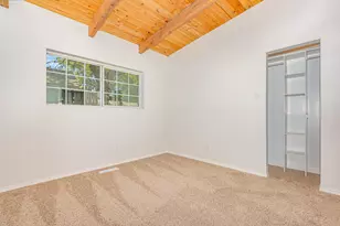 1912 S Harvard St, Irving, TX 75061 - Photo 15