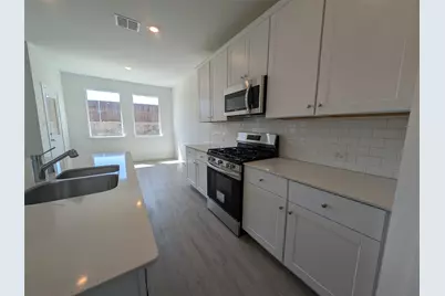 325 Texas Trail, Justin, TX 76247 - Photo 5