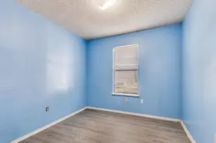 1228 English St, Irving, TX 75061 - Photo 11