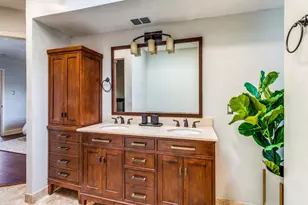 531 Josephine St, Dallas, TX 75246 - Photo 17