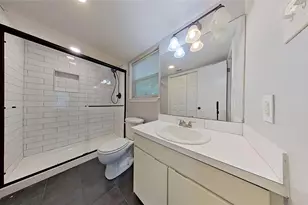 6321 Walraven Cir, Fort Worth, TX 76133 - Photo 17