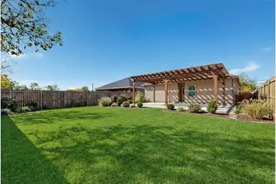 1221 S Rockwall Avenue, Terrell, TX 75160 - Photo 31