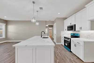 1221 S Rockwall Avenue, Terrell, TX 75160 - Photo 5