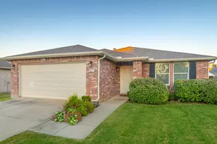 2633 Rockport Ln, Little Elm, TX 75068 - Photo 1