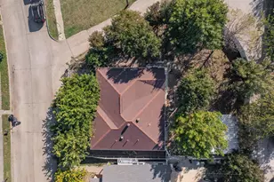 10705 Kendall Square Dr, Dallas, TX 75217 - Photo 3