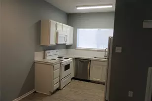 7126 Holly Hill Dr, Dallas, TX 75231 - Photo 3