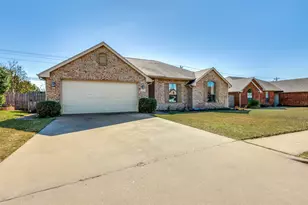 518 Valarie Ln, Midlothian, TX 76065 - Photo 1