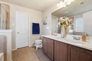 529 Inspiration Dr, Lancaster, TX 75146 - Photo 21