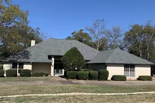 6002 Nutcracker Dr, Granbury, TX 76049 - Photo 1