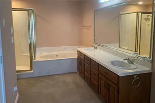 6002 Nutcracker Dr, Granbury, TX 76049 - Photo 15