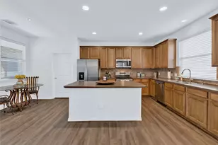 1117 Grey Fox Dr, Savannah, TX 76227 - Photo 9