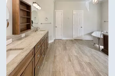 6804 Savannah Lane, Fort Worth, TX 76132 - Photo 17