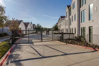 5270 Town and Country Boulevard #332, Frisco, TX 75034 - Photo 1