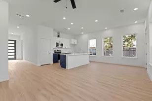 919 W Day St, Denison, TX 75020 - Photo 17