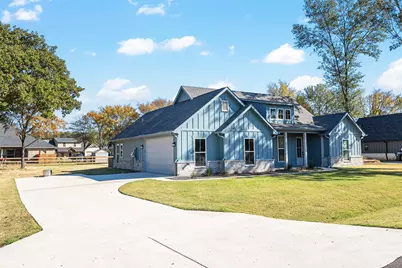 721 Clubview Drive, Mabank, TX 75143 - Photo 3