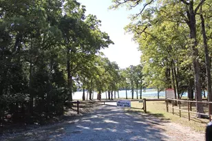 1669 Hideaway Ln, Quinlan, TX 75474 - Photo 17